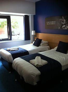 Hotel House & Gardens And National Sports Centre 3*